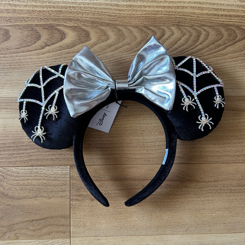 BaubleBar x Disney Minnie Mouse Spider Web Ears